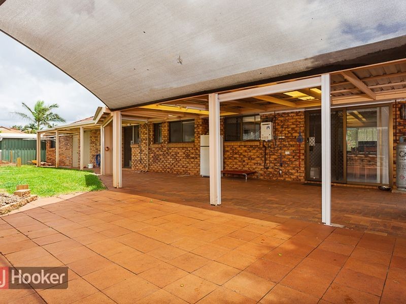 8 Moreton View Parade, Redland Bay QLD 4165