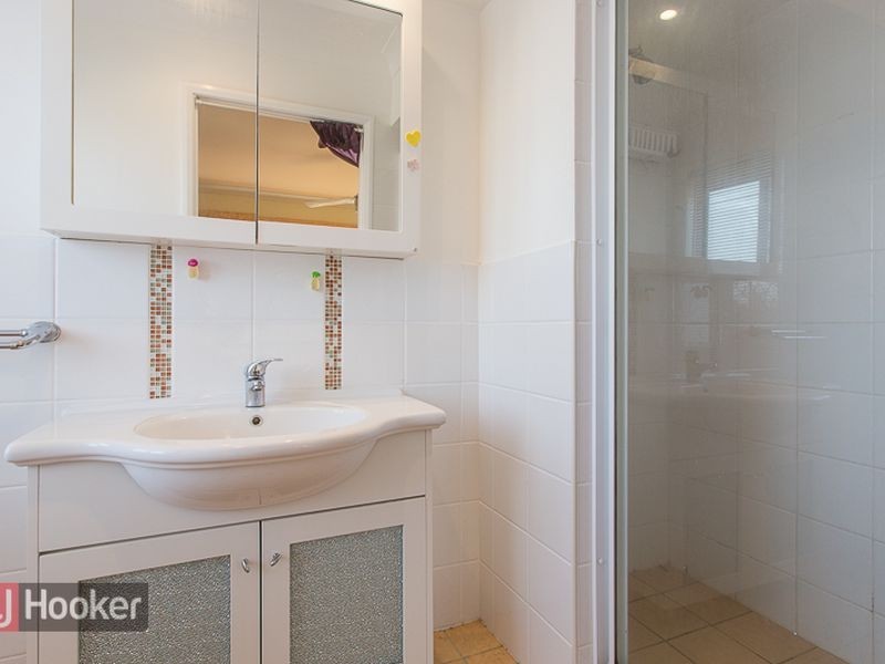 29 Mill Street, Redland Bay QLD 4165