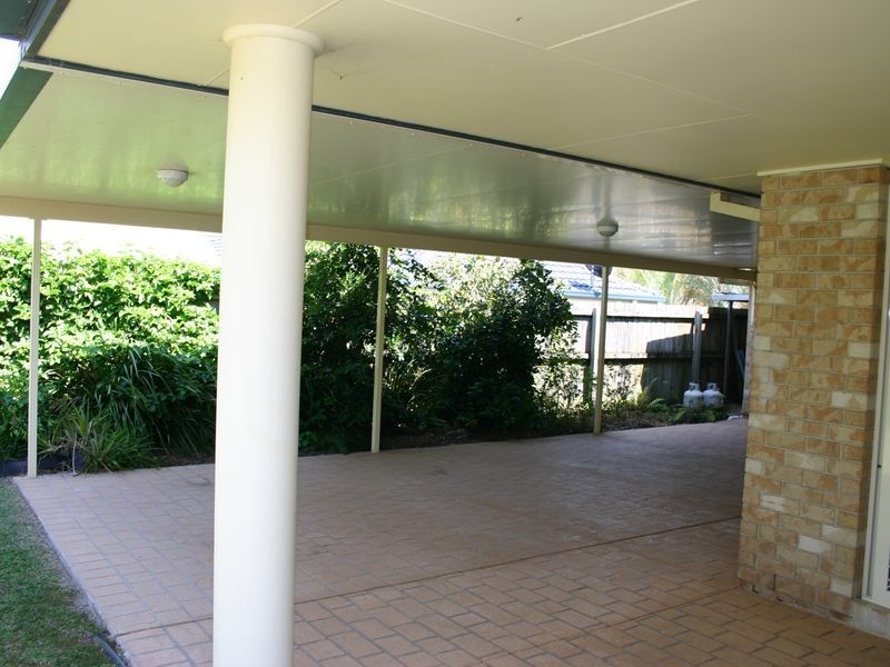 46 Marjorie Buckler Avenue, Redland Bay QLD 4165