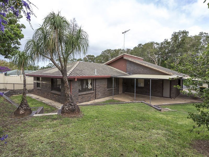 13 Pitt Street, Redland Bay QLD 4165