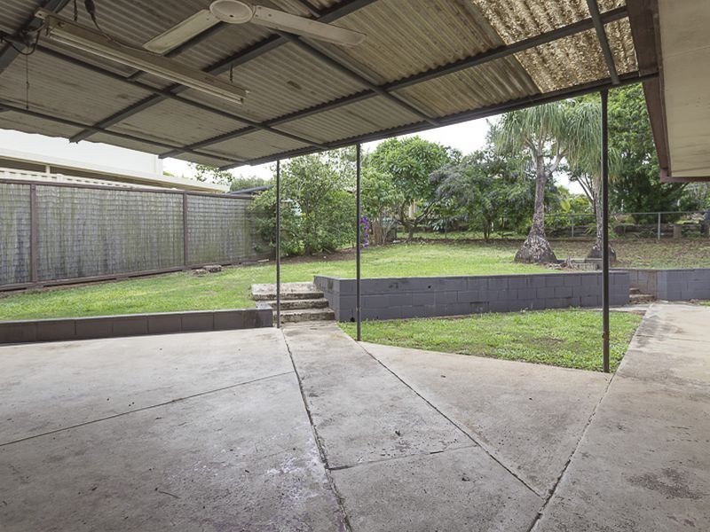 13 Pitt Street, Redland Bay QLD 4165