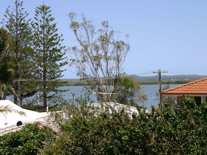 19 Rusbrook Street, Redland Bay QLD 4165