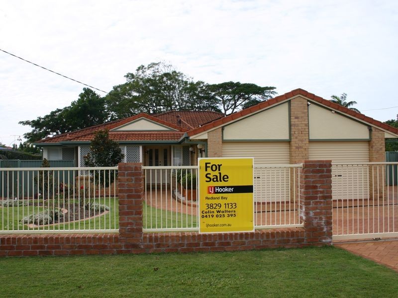 32 Dart Street, Redland Bay QLD 4165