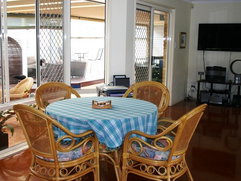 32 Dart Street, Redland Bay QLD 4165