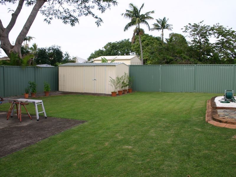32 Dart Street, Redland Bay QLD 4165