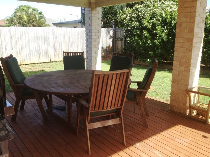 30 Huntly Place, Redland Bay QLD 4165