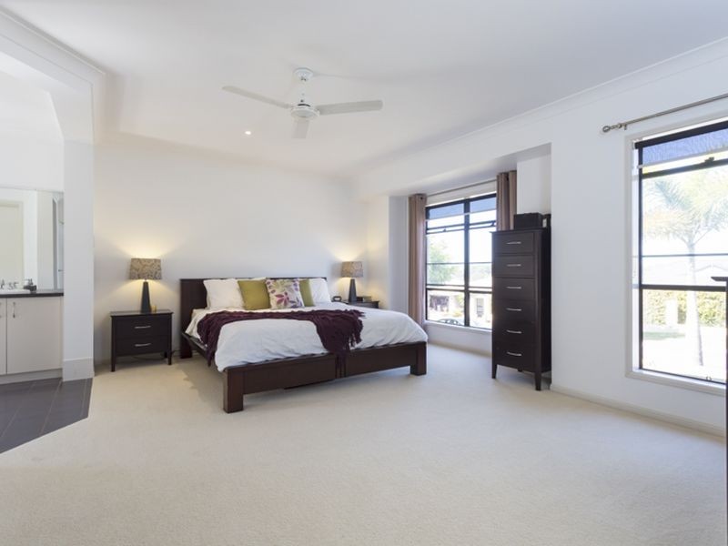 35 Aquila Street, Redland Bay QLD 4165