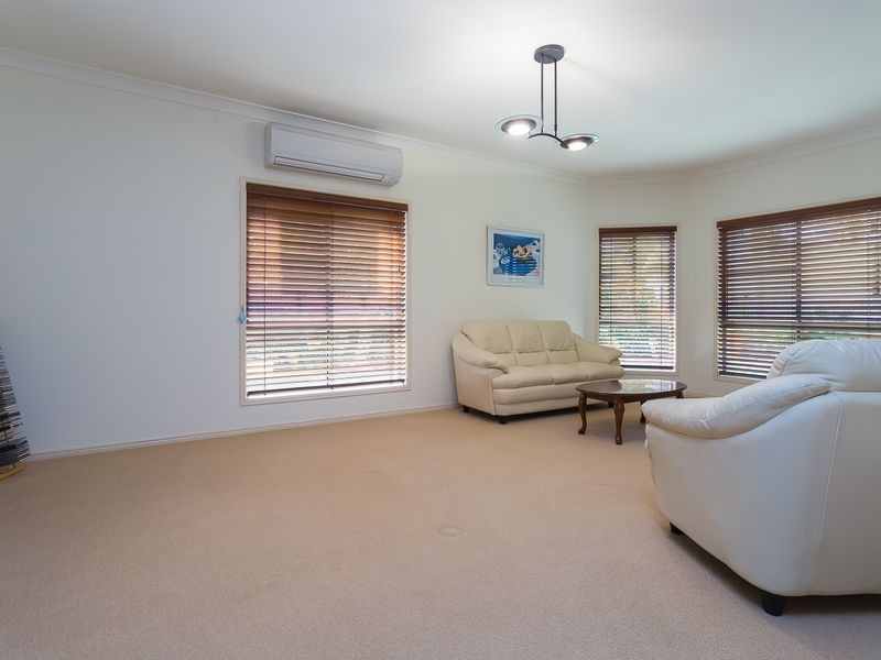 12 Dennison Court, Redland Bay QLD 4165