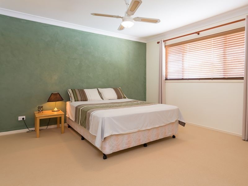 12 Dennison Court, Redland Bay QLD 4165