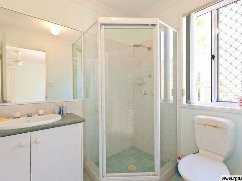 7 Buckler Court, Redland Bay QLD 4165