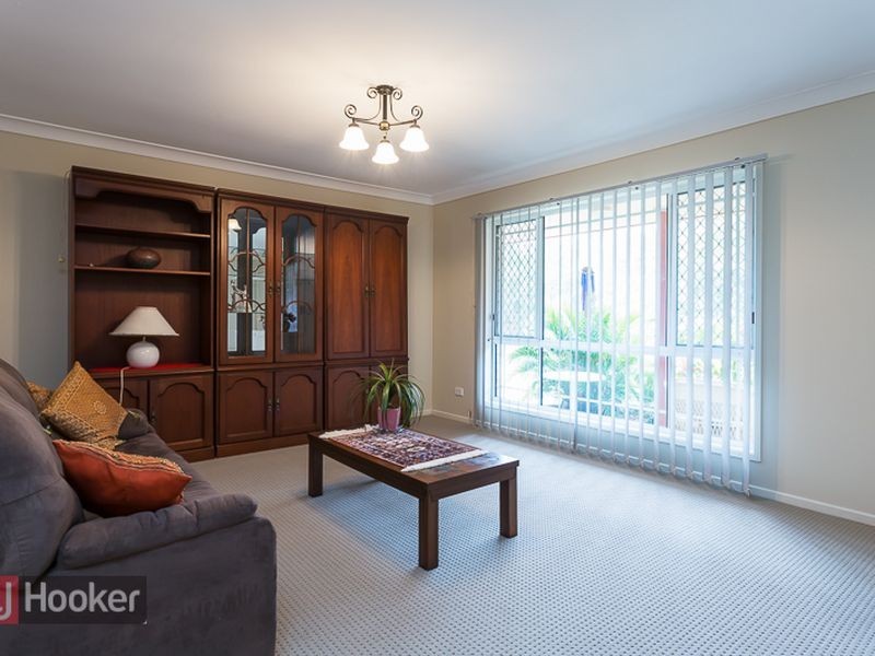 6 Buggy Place, Redland Bay QLD 4165