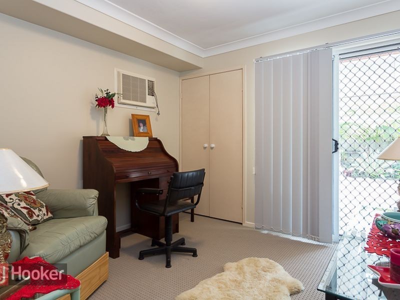 6 Buggy Place, Redland Bay QLD 4165