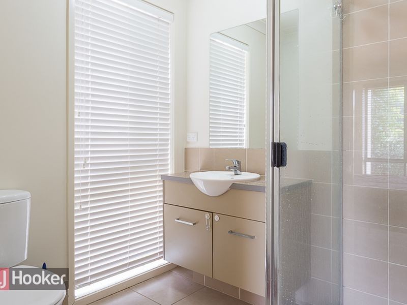 38 Ebony Crescent, Redland Bay QLD 4165