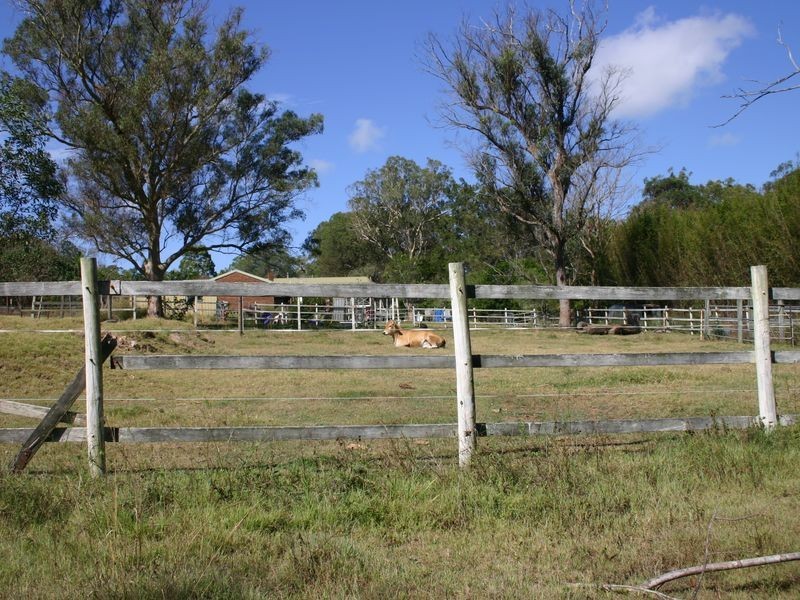 285 Redland Bay Road, Capalaba QLD 4157