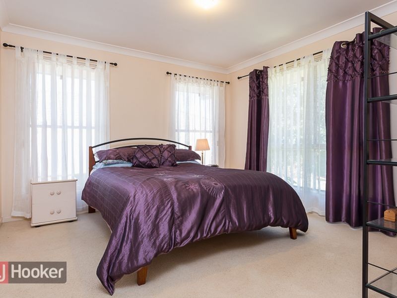 17 Newlands Street, Redland Bay QLD 4165