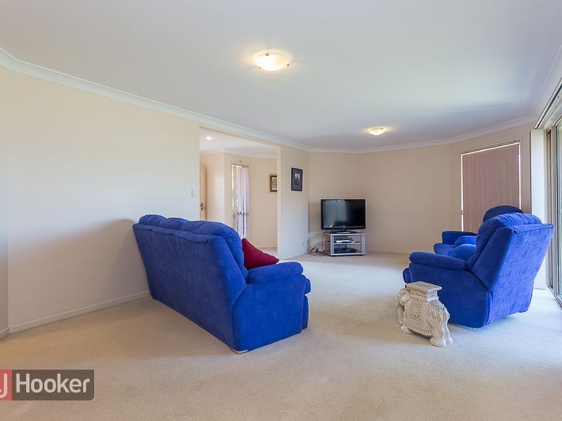 17 Newlands Street, Redland Bay QLD 4165