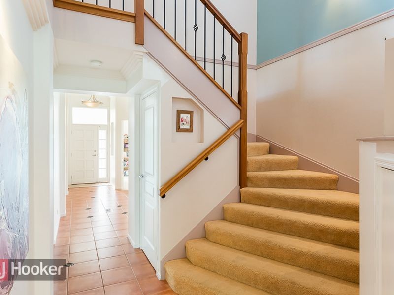 19 Seabrae Drive, Redland Bay QLD 4165