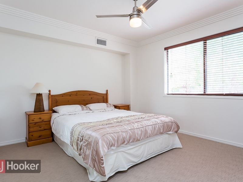 19 Seabrae Drive, Redland Bay QLD 4165