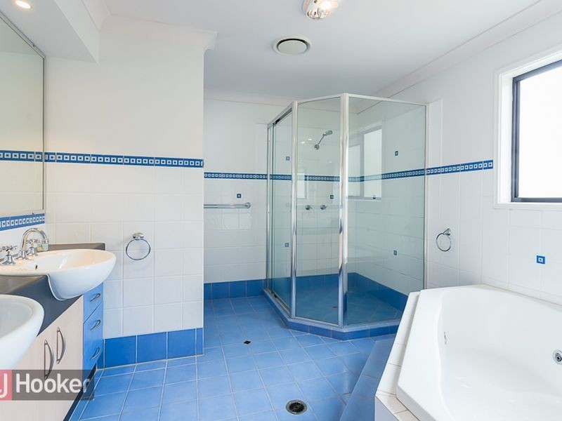 19 Seabrae Drive, Redland Bay QLD 4165