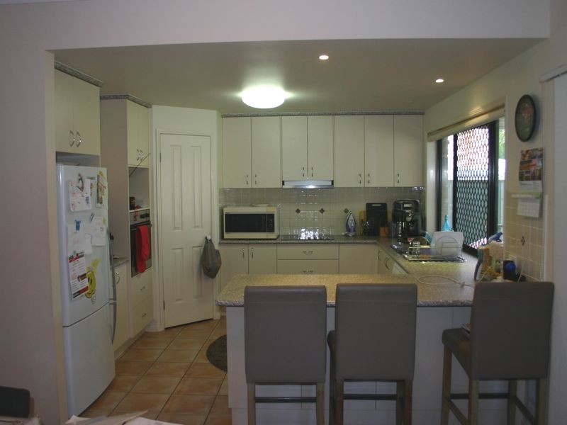 4 Creedin Court, Redland Bay QLD 4165