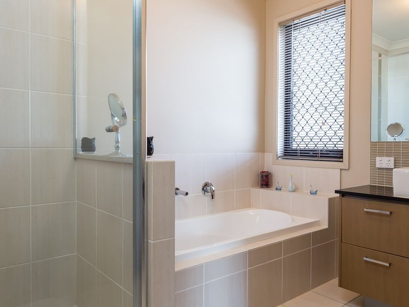 1 Scribbly Gum Place, Mount Cotton QLD 4165