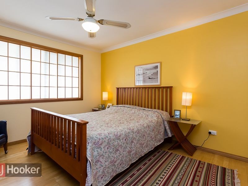 6 Boronia Street, Redland Bay QLD 4165