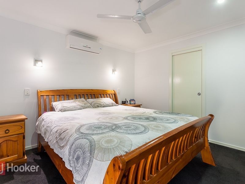 6 Leopard Place, Redland Bay QLD 4165