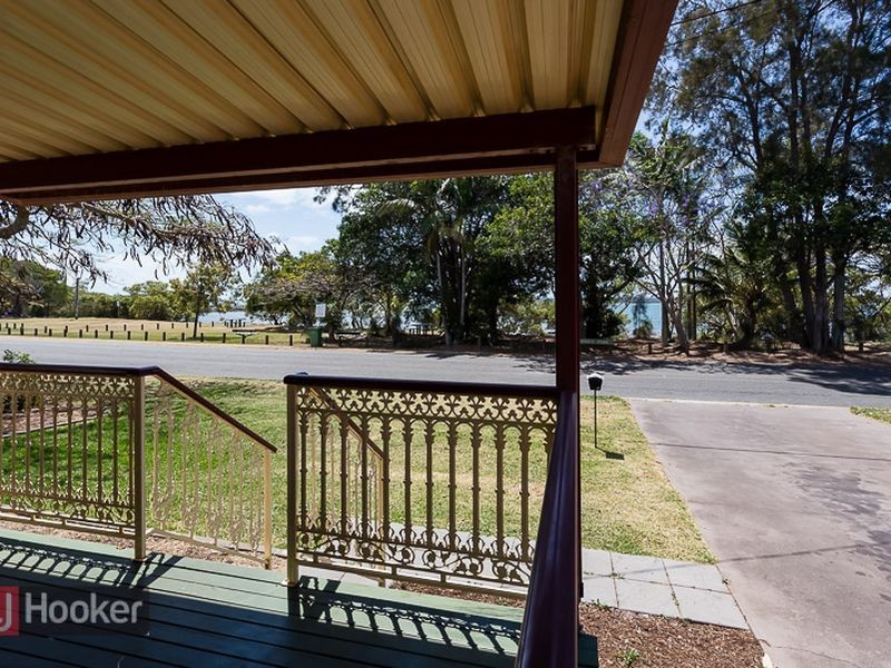 303 Esplanade, Redland Bay QLD 4165