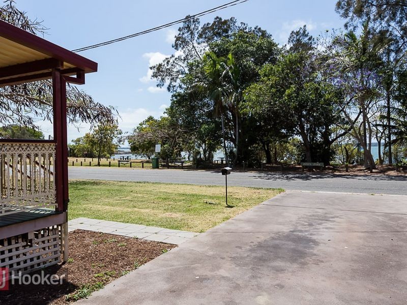 303 Esplanade, Redland Bay QLD 4165