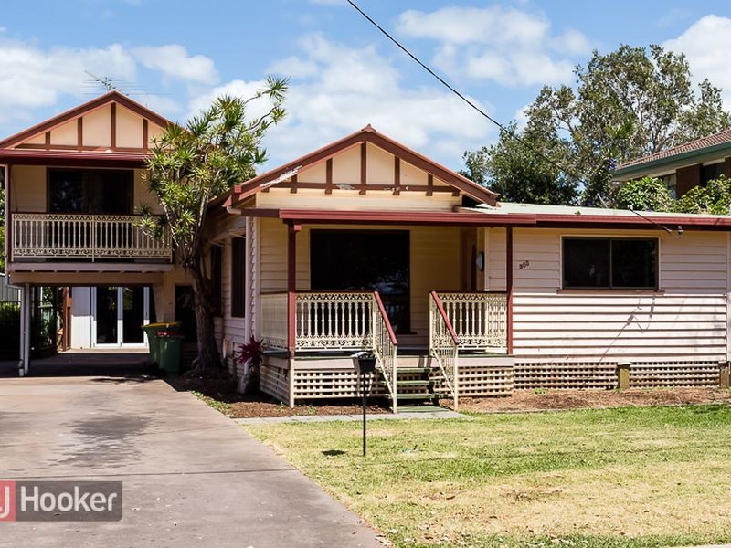 303 Esplanade, Redland Bay QLD 4165