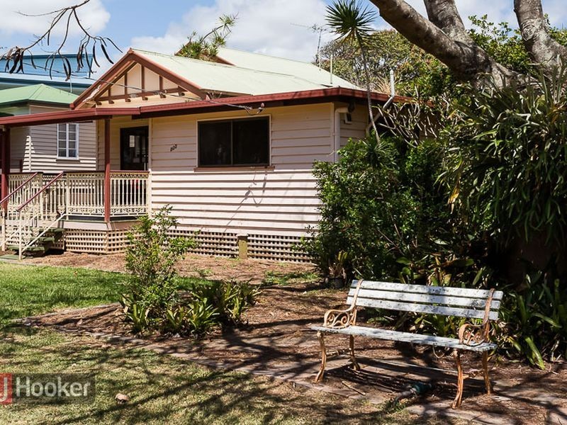 303 Esplanade, Redland Bay QLD 4165