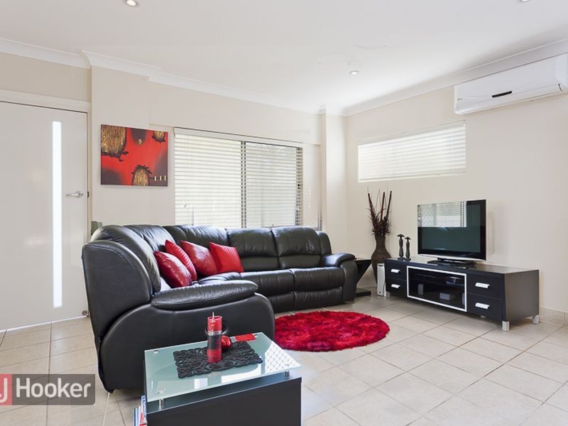 210 James Street, Redland Bay QLD 4165