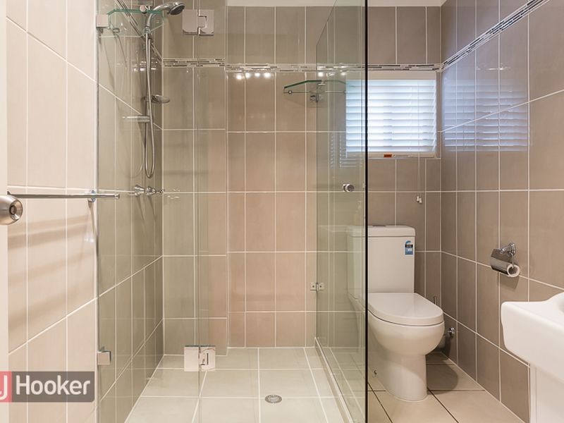 210 James Street, Redland Bay QLD 4165