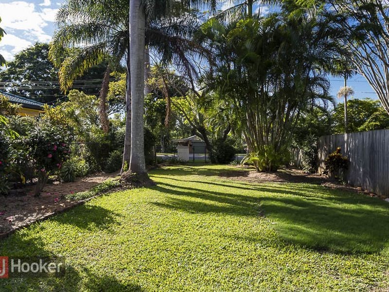 210 James Street, Redland Bay QLD 4165