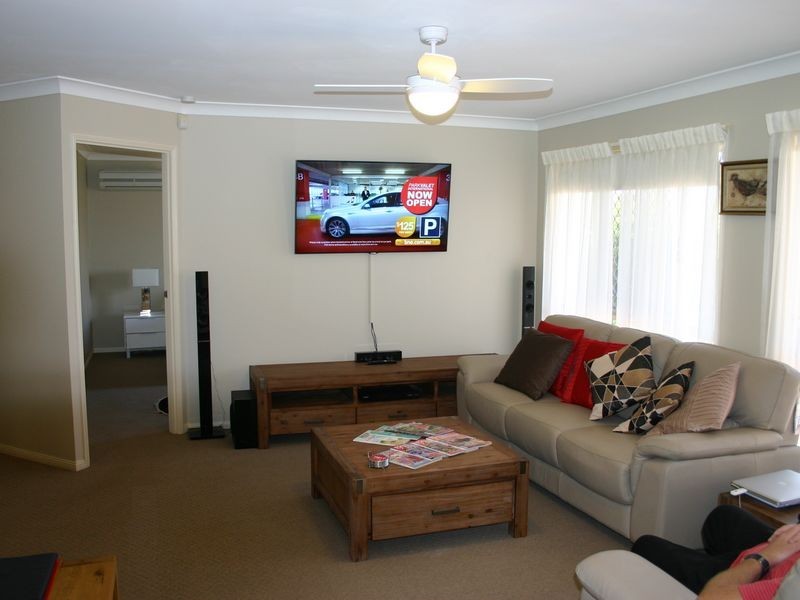 15 Newlands Street, Redland Bay QLD 4165