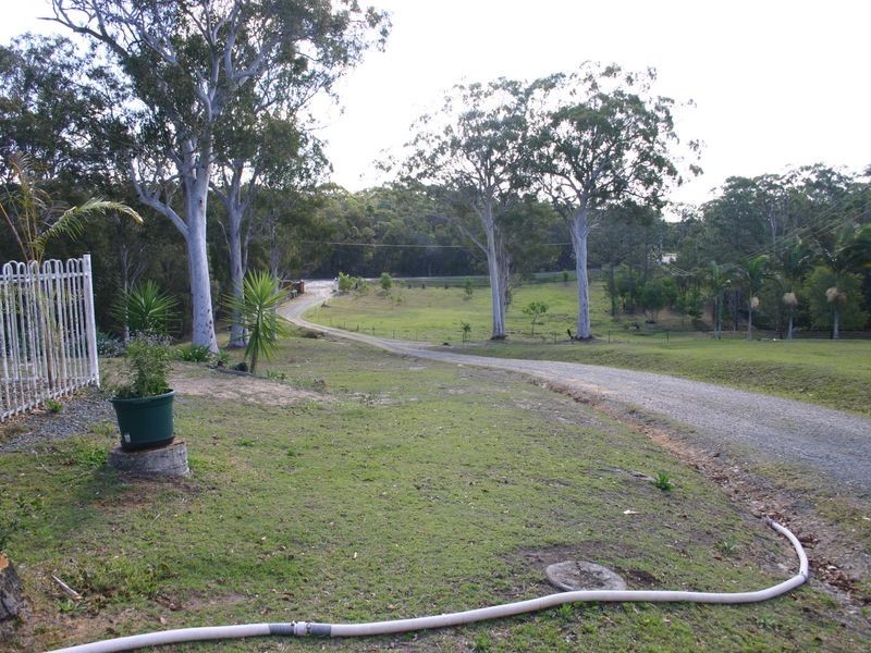 2 Rocky Passage Road, Redland Bay QLD 4165