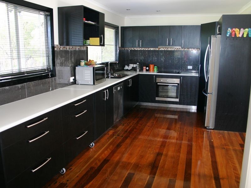 2 Rocky Passage Road, Redland Bay QLD 4165