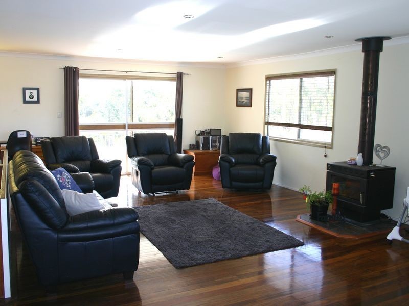 2 Rocky Passage Road, Redland Bay QLD 4165