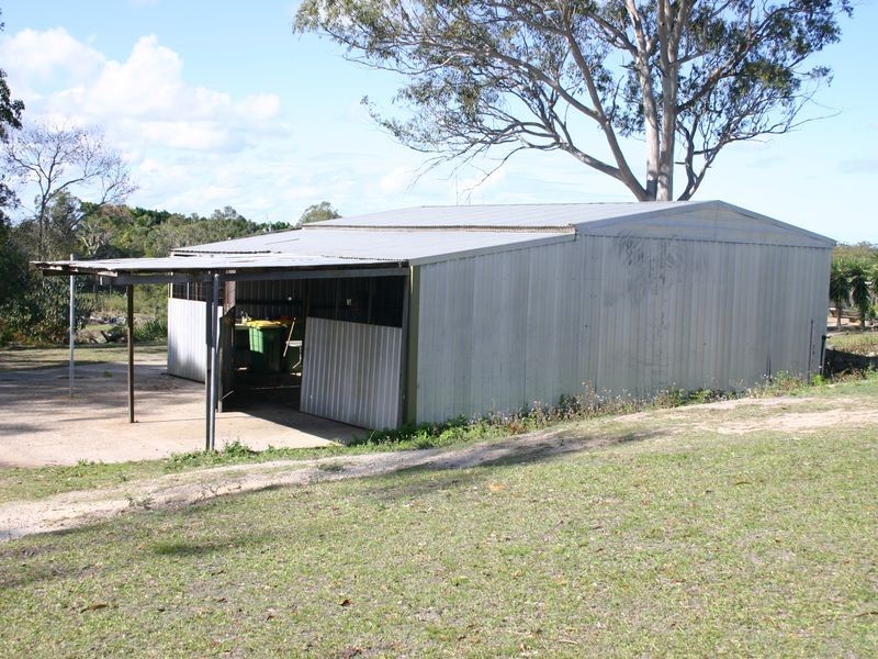 2 Rocky Passage Road, Redland Bay QLD 4165