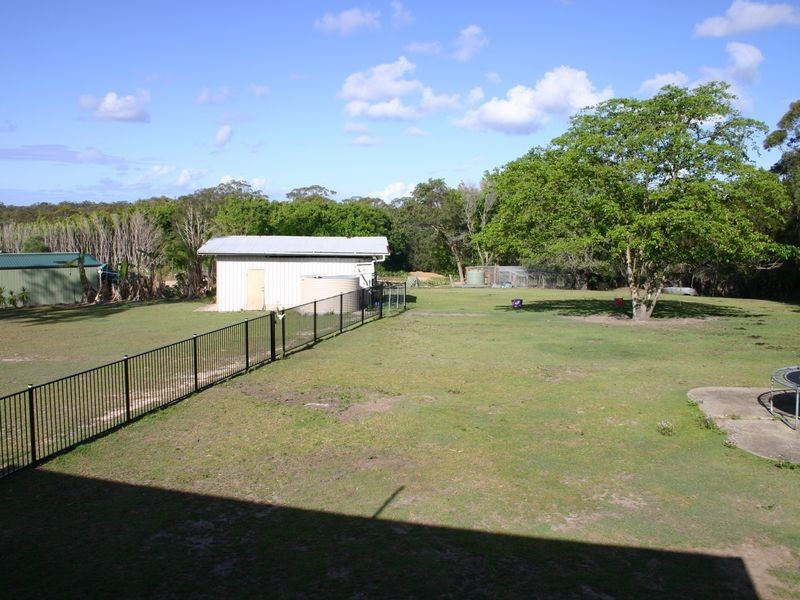 2 Rocky Passage Road, Redland Bay QLD 4165