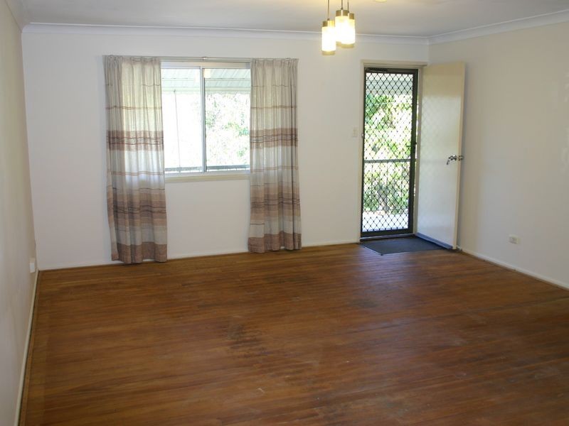 15 Nerine Street, Kingston QLD 4114