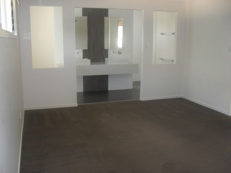 22 PENTECOST PLACE, Redland Bay QLD 4165