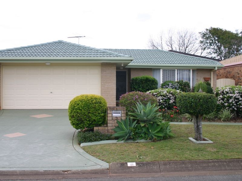 3 Buckler Court, Redland Bay QLD 4165