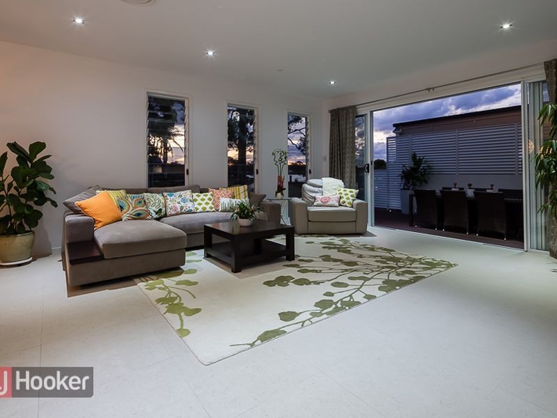 5 White Street, Victoria Point QLD 4165