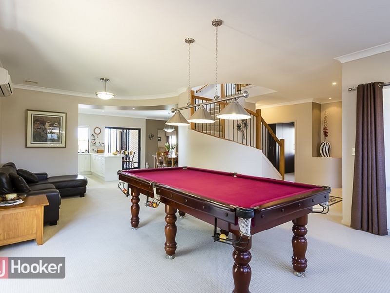 7 Bedarra Street, Redland Bay QLD 4165