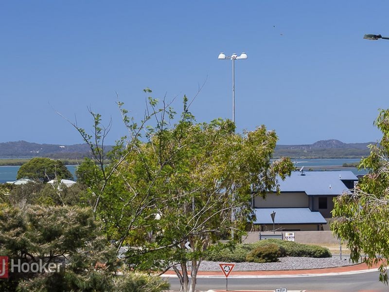 7 Bedarra Street, Redland Bay QLD 4165