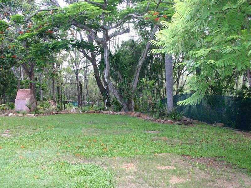 1 Lisa Street, Redland Bay QLD 4165