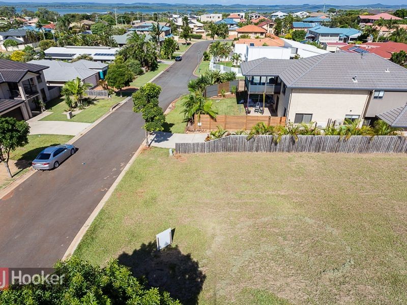 8 Nevis Court, Redland Bay QLD 4165
