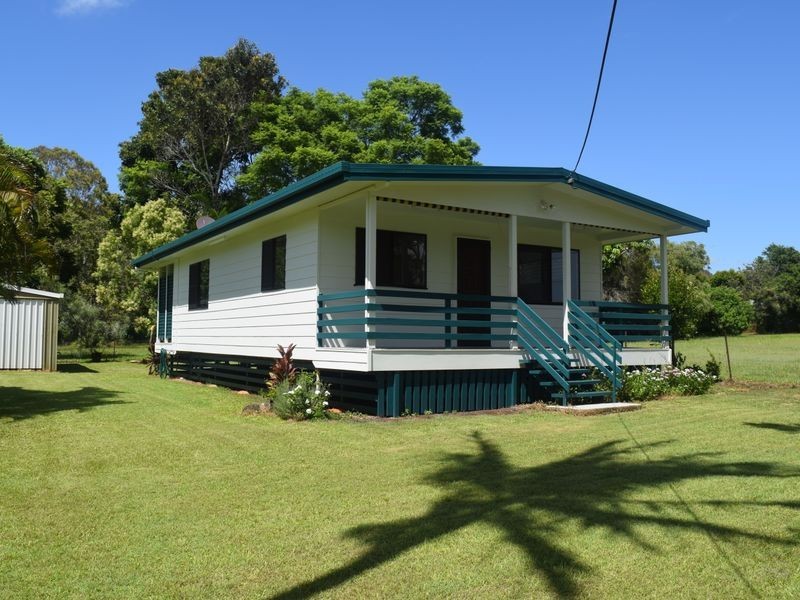 26 Noyes Parade, Karragarra Island QLD 4184