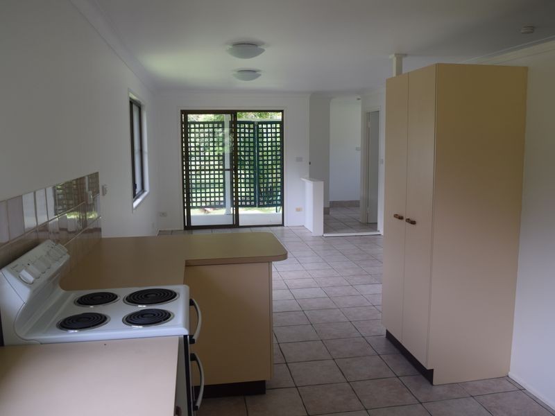 26 Noyes Parade, Karragarra Island QLD 4184
